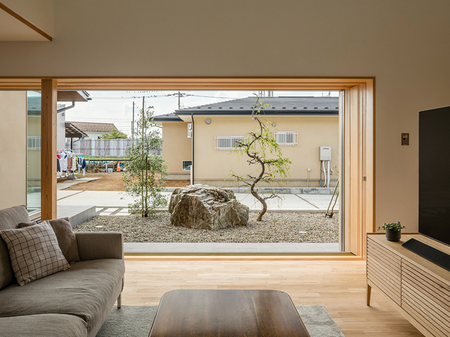 Photograph : Ippei Shinzawa